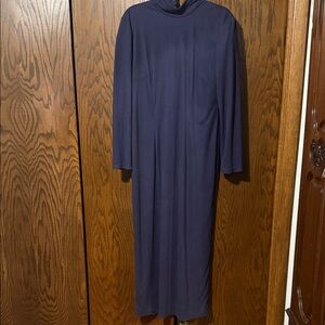 Jessica Howard long velvet dress